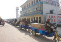  農村物流貨運App開發促進行業就業